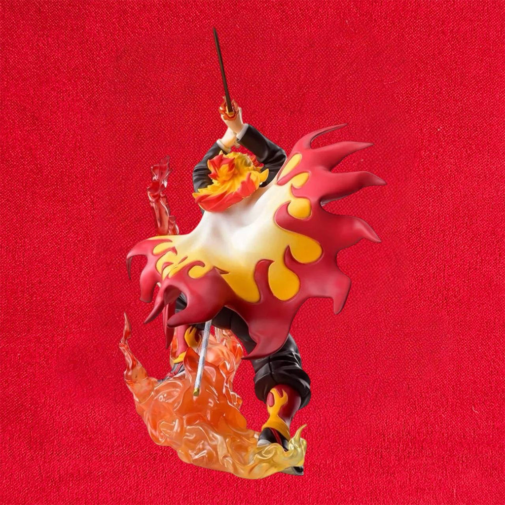 ST Demon Slayer Xross Link Anime: Kyojuro Rengoku 15 cm